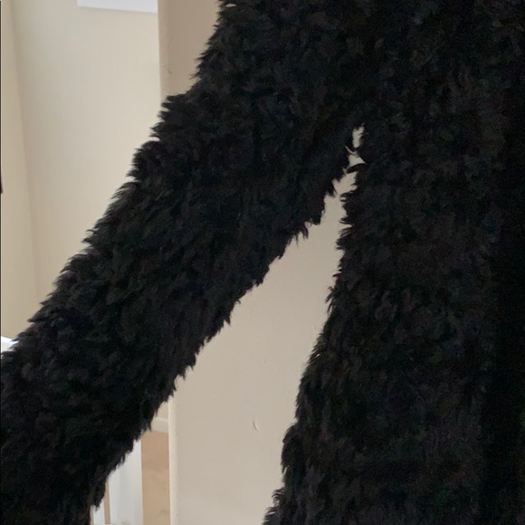 Black fur jacket - Picture 2 of 5